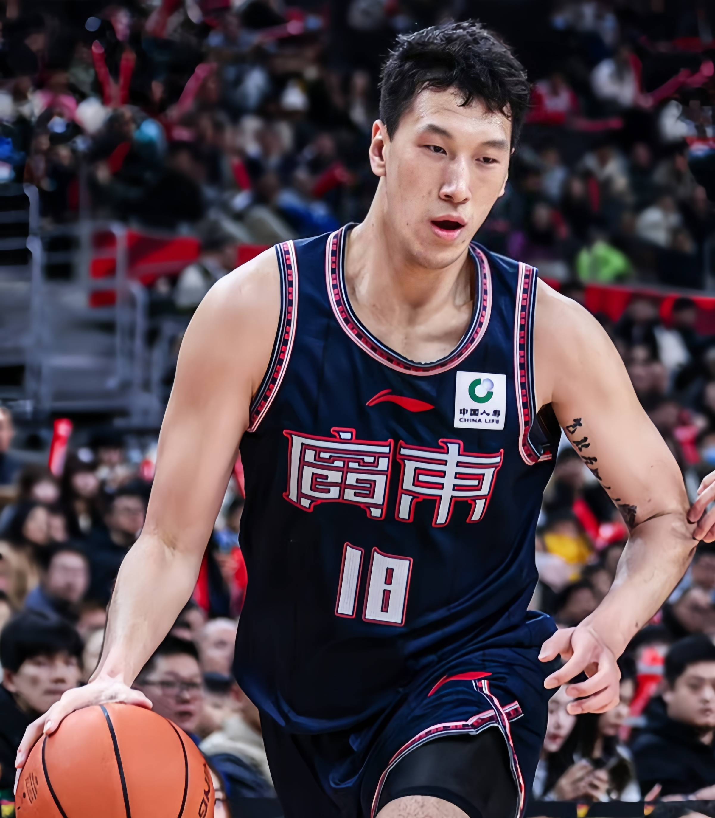 乐鱼app下载地址包含赛地聚焦——NBA总决赛关键时刻热度飙升;山东男篮止住颓势;管理层满意;年轻球员得到机会的词条